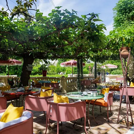 Hotell La Sainte Valerie Adults Only 4*