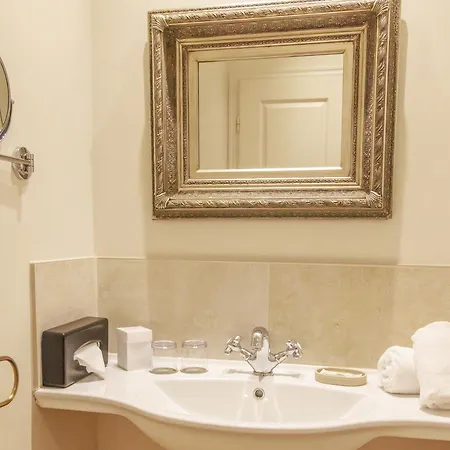 Sainte Valérie Hotel 4*